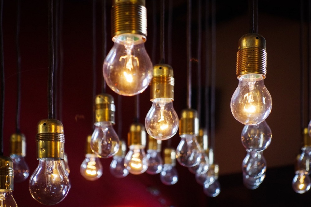 type a light bulb led