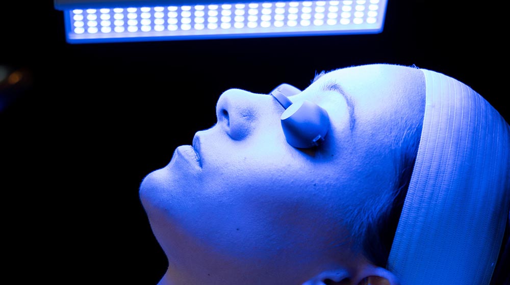 Risks & Dangers of Light Therapy